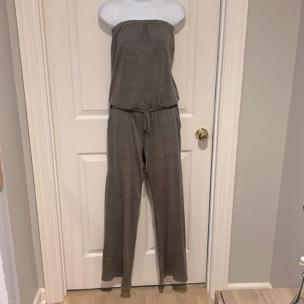 C&C California Drawstring Jersey Jumpsuit size XS but more like small